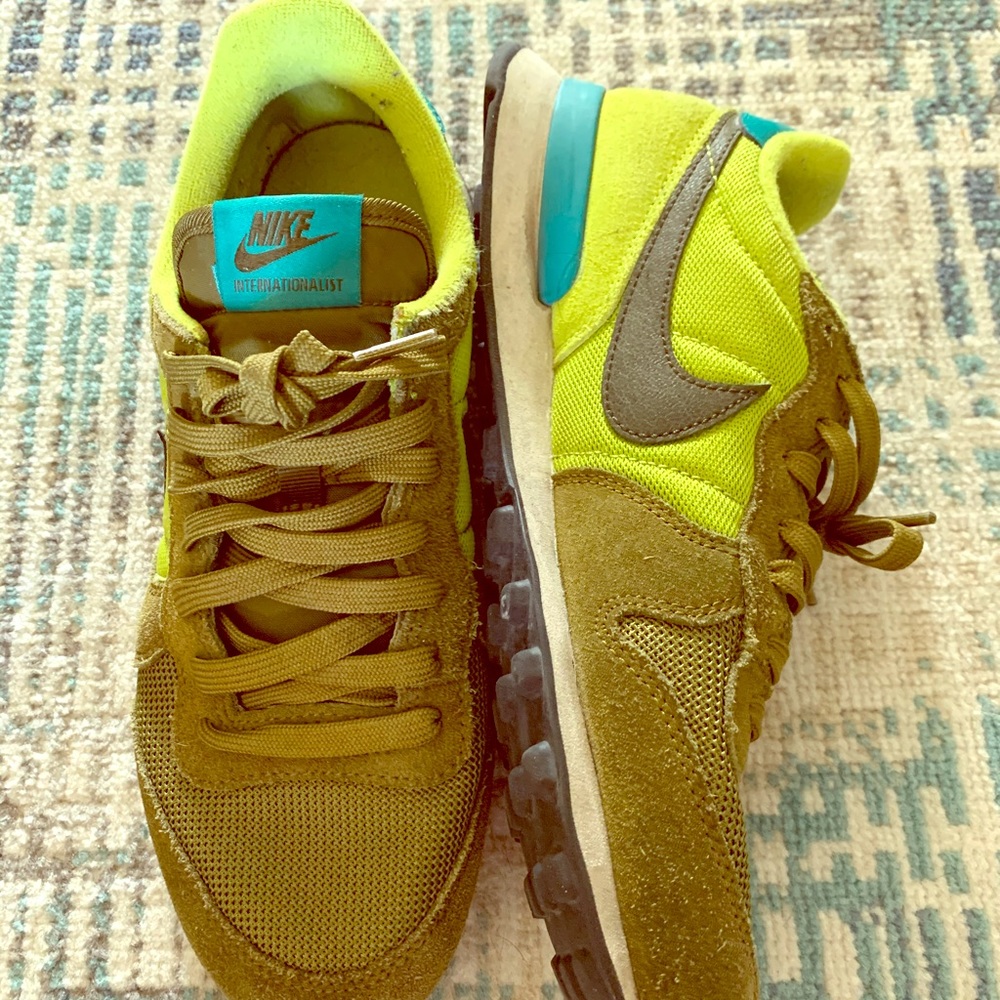 Nike shoes